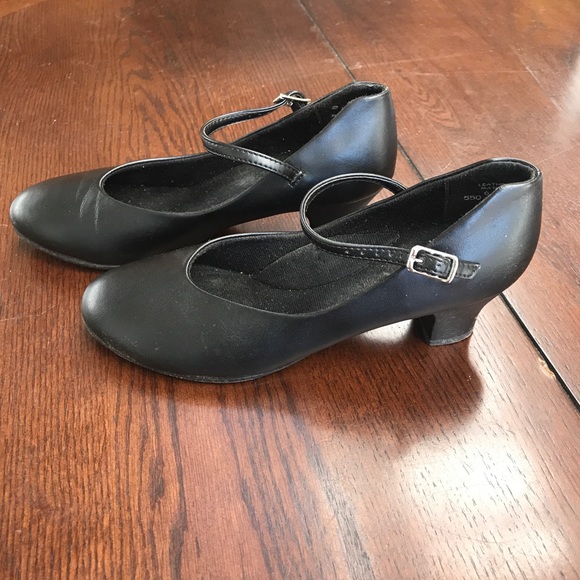 Character Heels - Picture 2 of 4